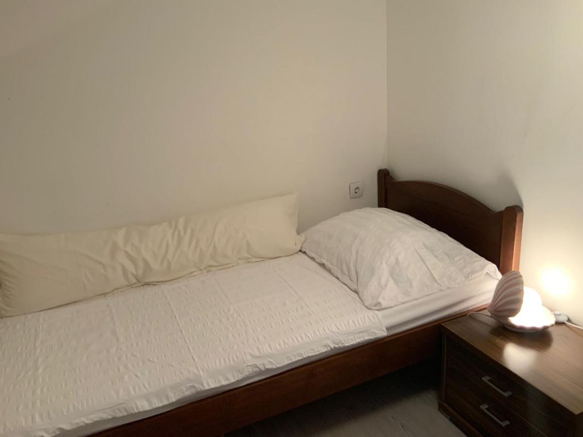 Apartman Lili Zaton  Buitenkant foto