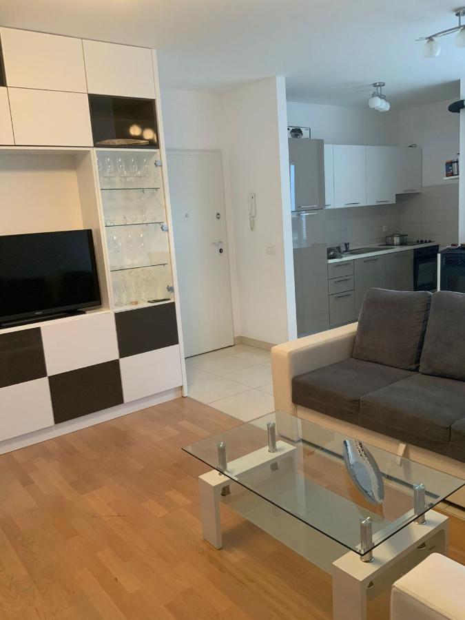 Apartman Lili Zaton  Buitenkant foto